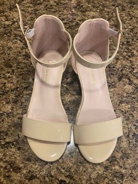 Dufannie Cream Patent Leather Ankle-Strap Sandals kids